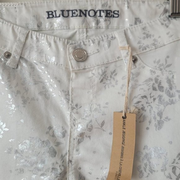 NWT Bluenotes Ankle Jeggings White with Silver Metallic Floral Pattern Size 25 - Picture 7 of 14